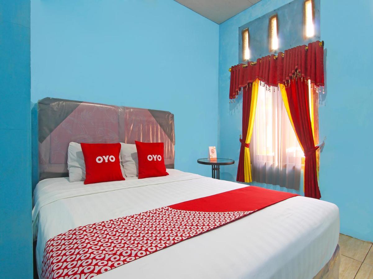 Oyo 91476 Srikaya Hotel 3 Pekalongan Εξωτερικό φωτογραφία