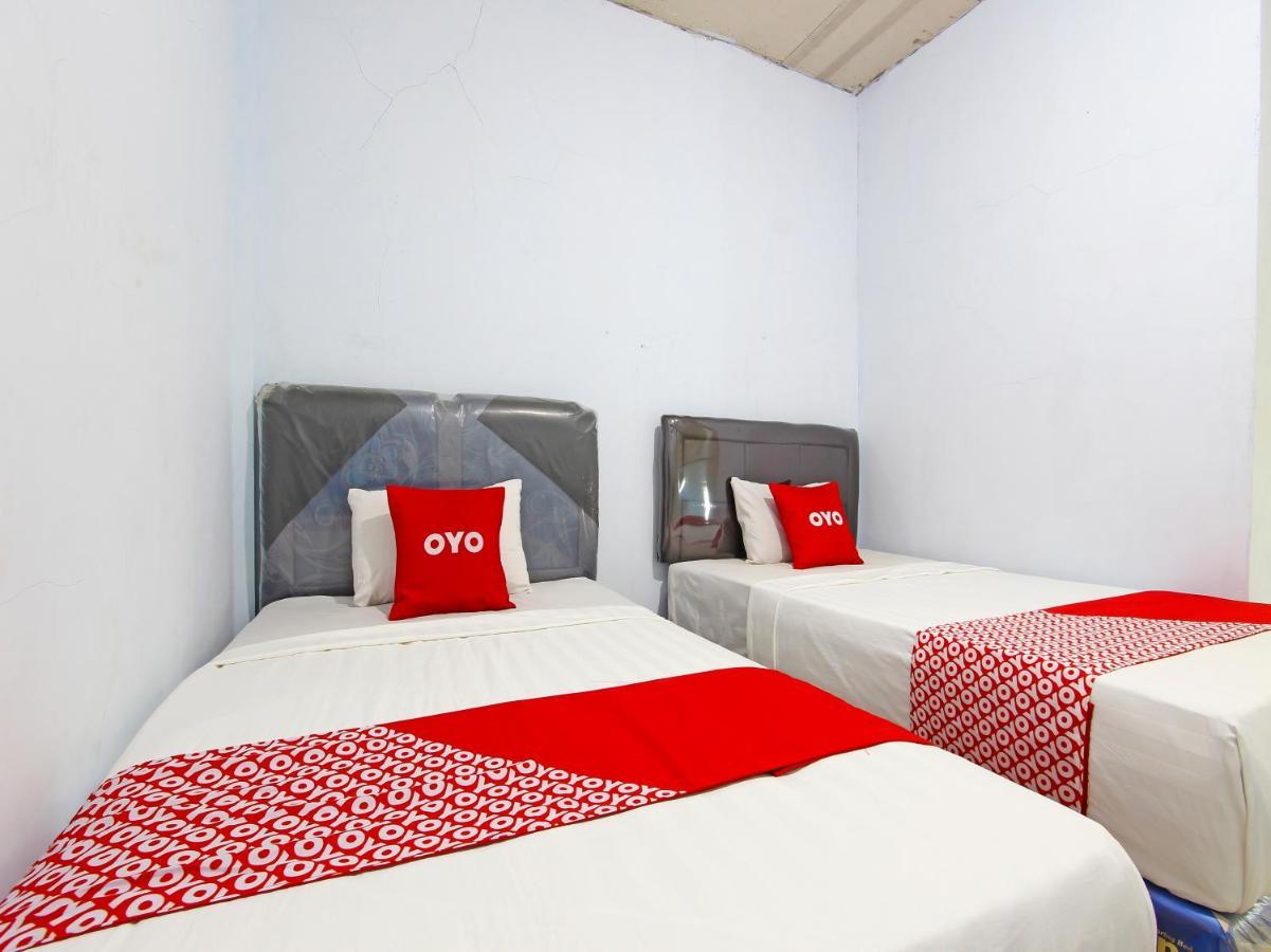 Oyo 91476 Srikaya Hotel 3 Pekalongan Εξωτερικό φωτογραφία