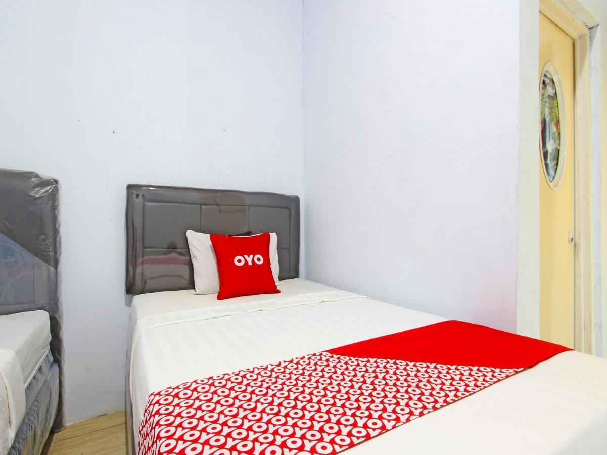 Oyo 91476 Srikaya Hotel 3 Pekalongan Εξωτερικό φωτογραφία